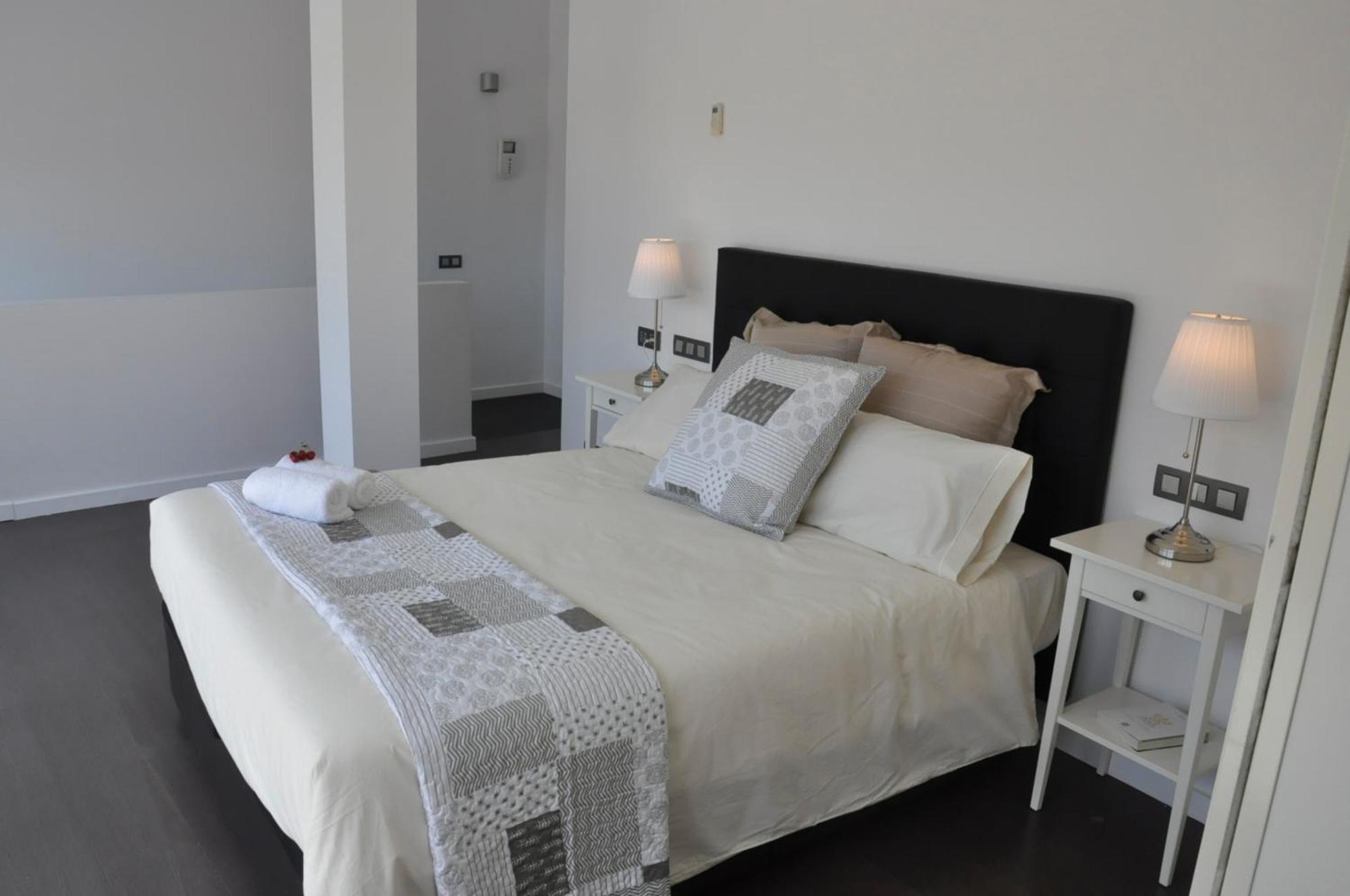 Apartament La Placeta Figueres Фигерас Экстерьер фото
