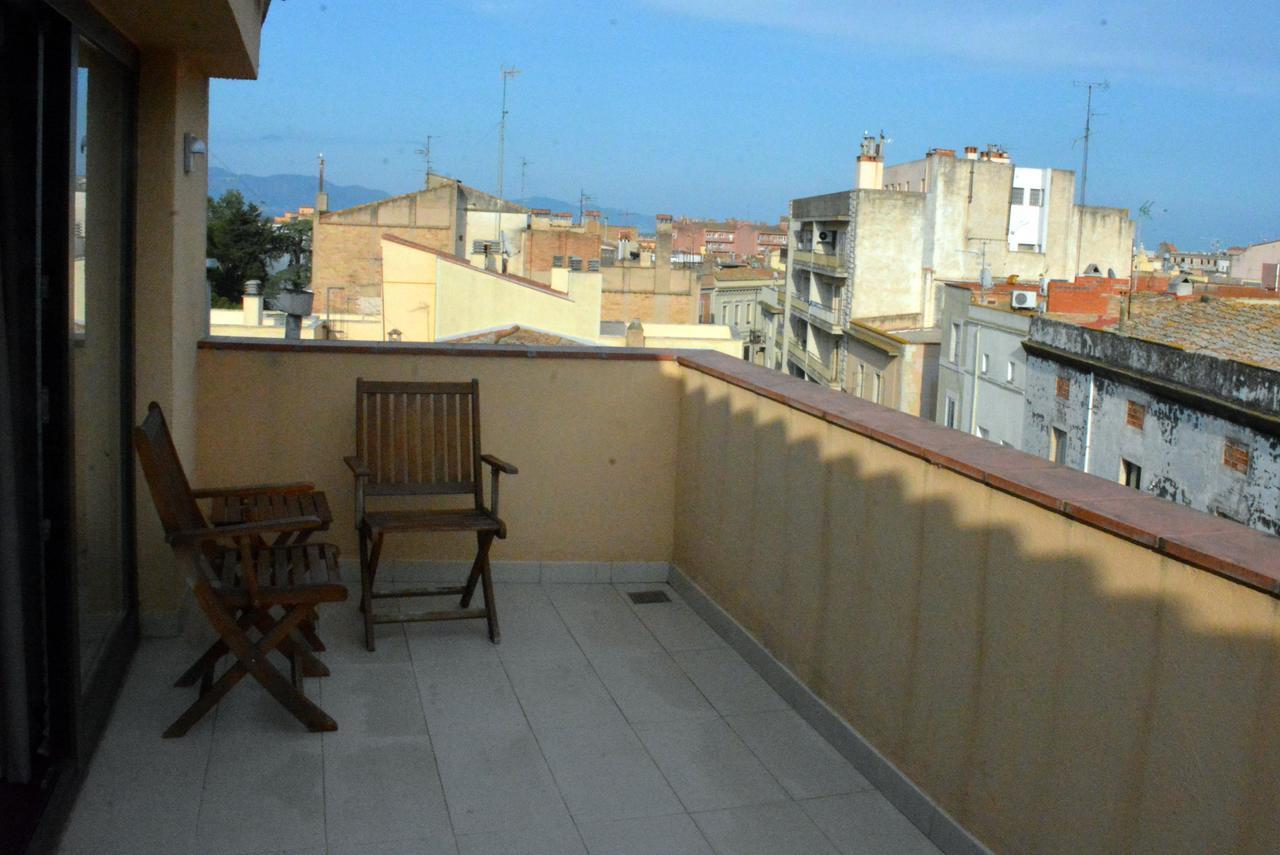 Apartament La Placeta Figueres Фигерас Экстерьер фото